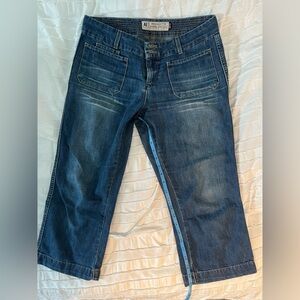 American Eagle Capri Jeans